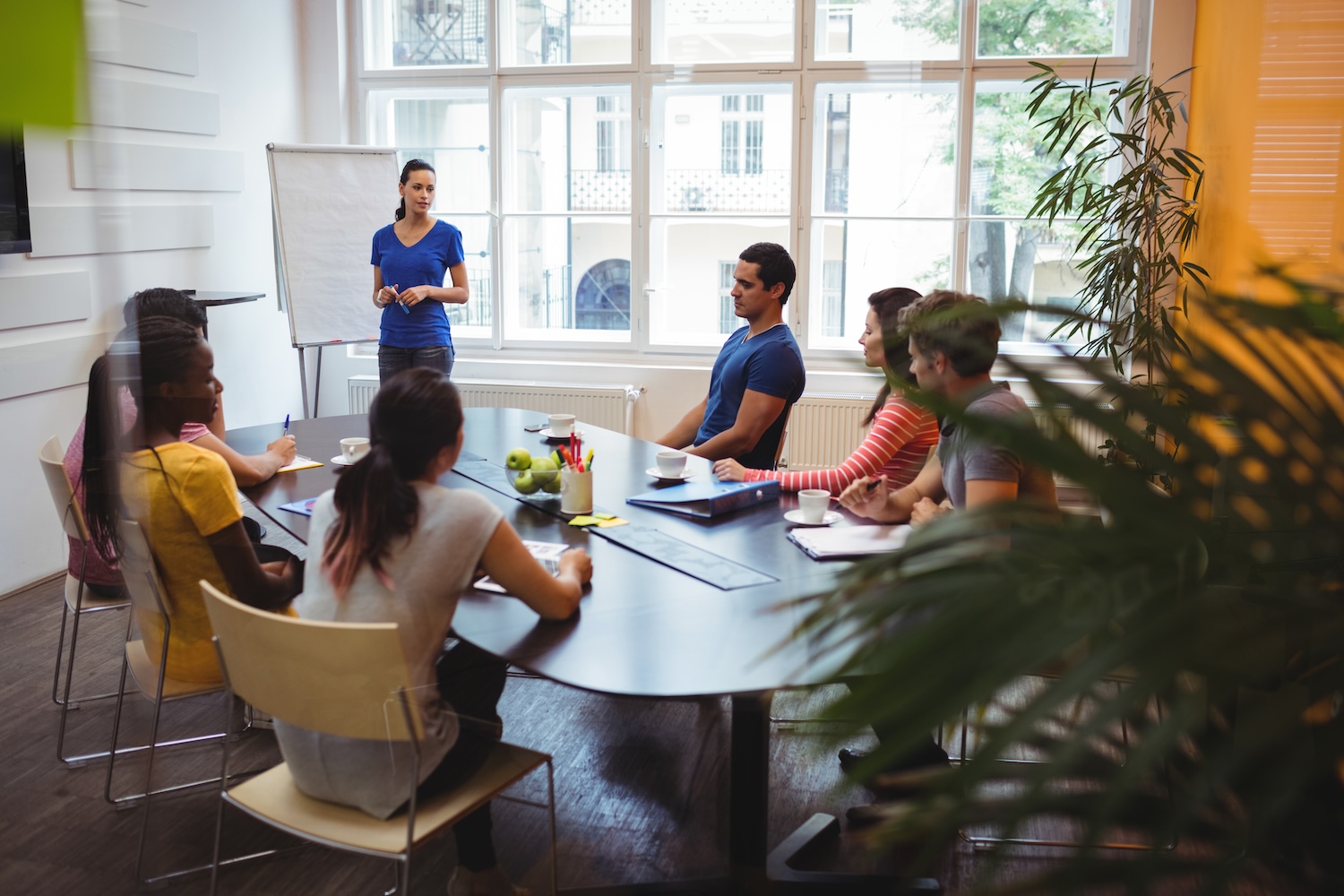 COMMUNICATING WITH IMPACT